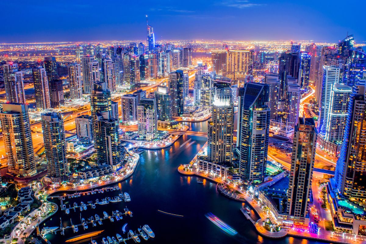 Dubai-at-night.jpg